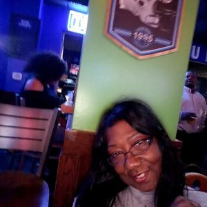 Meet your Posher, Florence